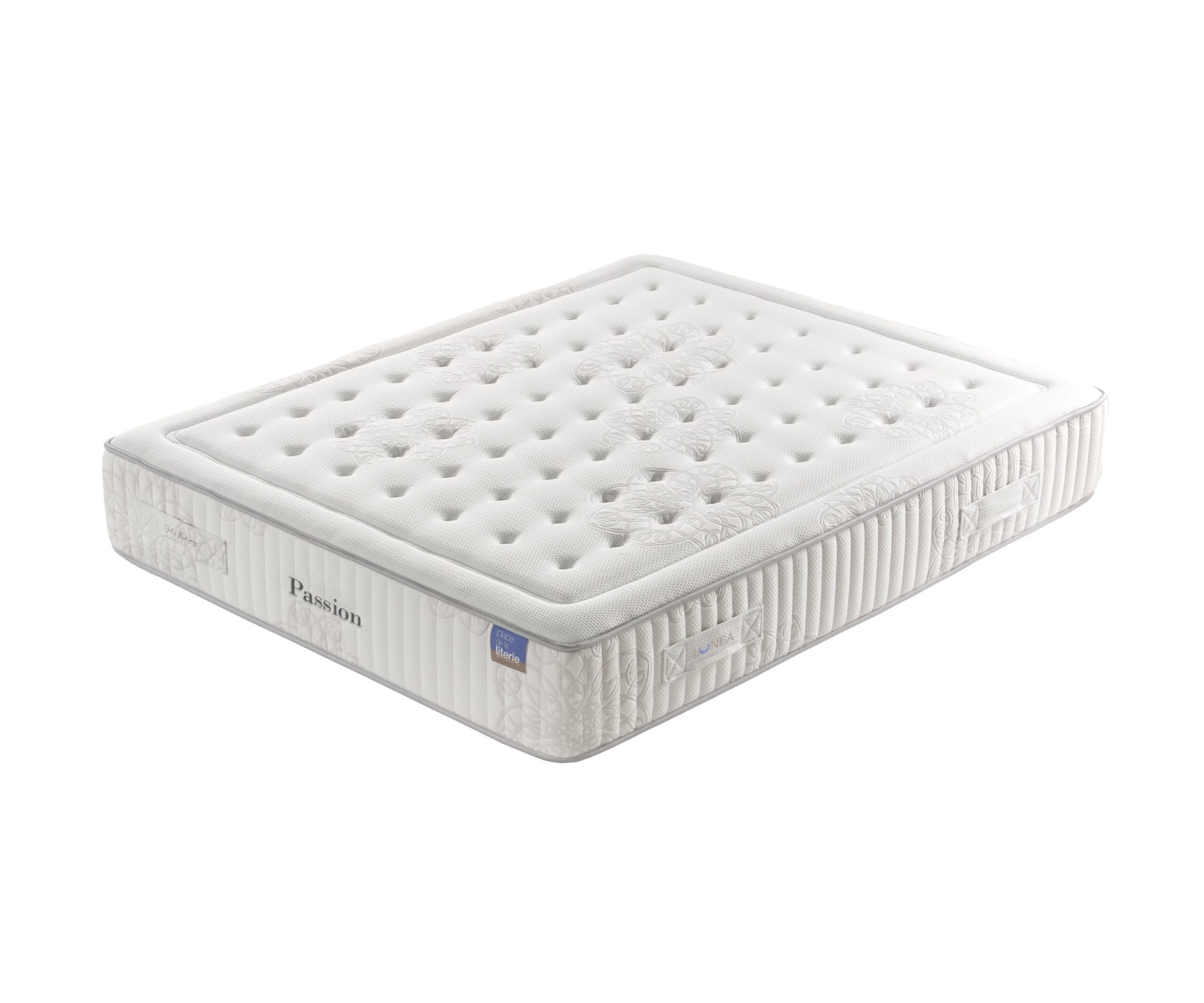 Matelas Passion sur fond blanc - Place de la literie